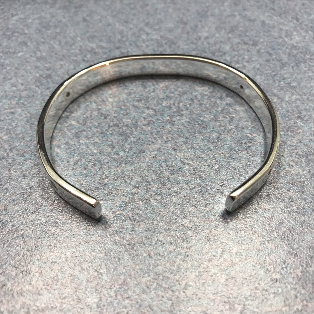 Mary Kay Fake It Til You Make It Bangle Bracelet - Picture 4 of 4